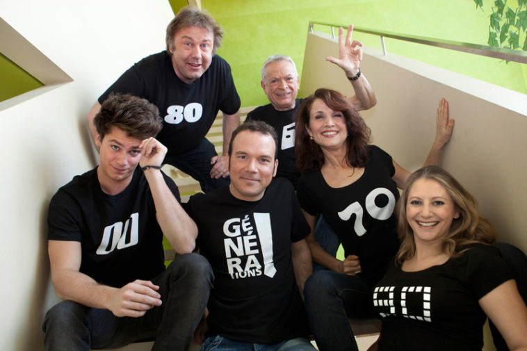 Sarkis Ohanessian pose pour la première émission de Générations avec les cinq capitaines d'équipe: Bastian Baker, Jean-Luc Barbezat, Bernard Pichon, Maria Mettral et Khany Hamdaoui. Ils portent chacun un t-shirt noir avec écrit en blanc la décennie de la Génération qu'ils représentent (60, 70, 80, 90 ou 2000). Sarkis porte un t-shirt noir avec Générations écrit en blanc dessus.