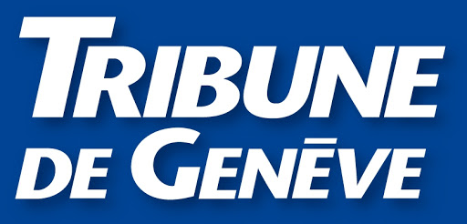 Logo de la Tribune de Genève. Le nom du journal est écrit en blanc sur fond bleu.